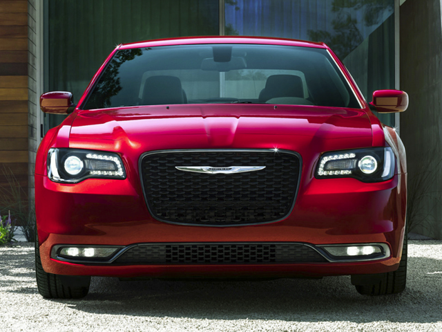 2025 Chrysler 300 Ronceverte, WV